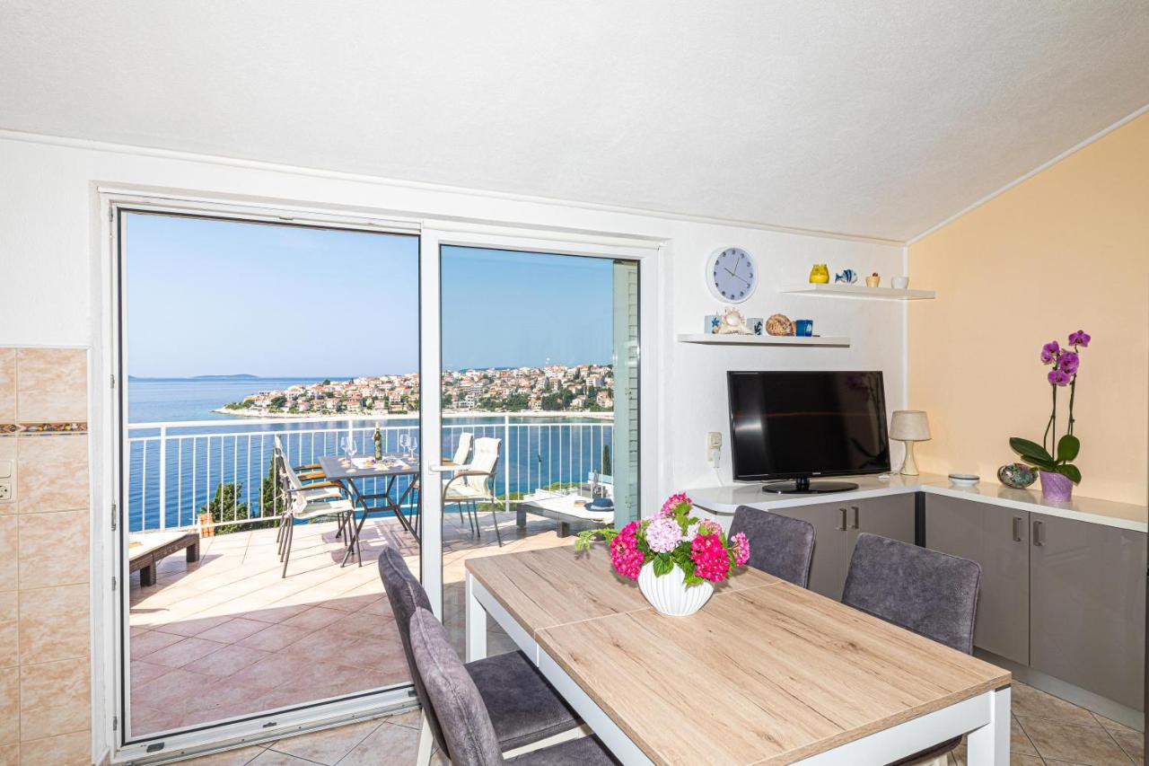 Nea Leona * Trogir