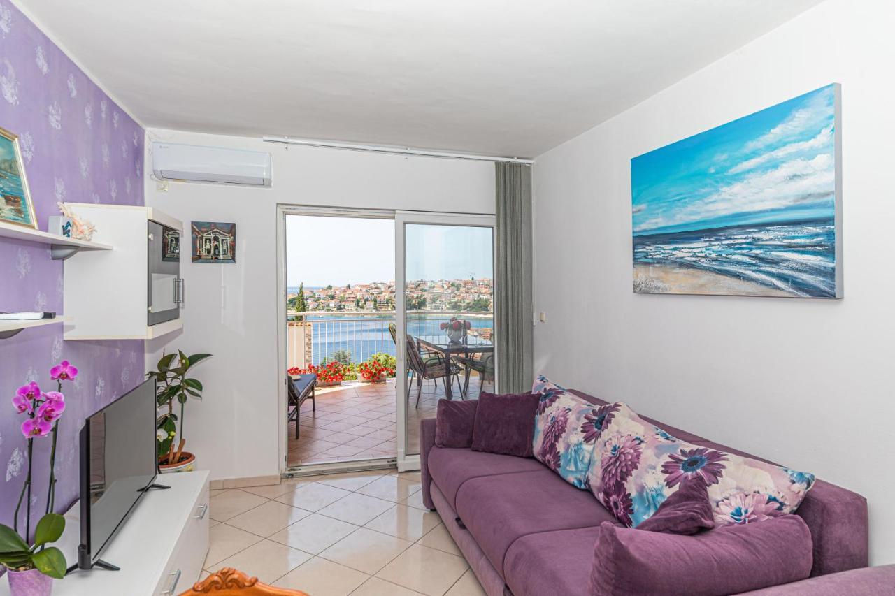 Apartment Nea Leona Trogir